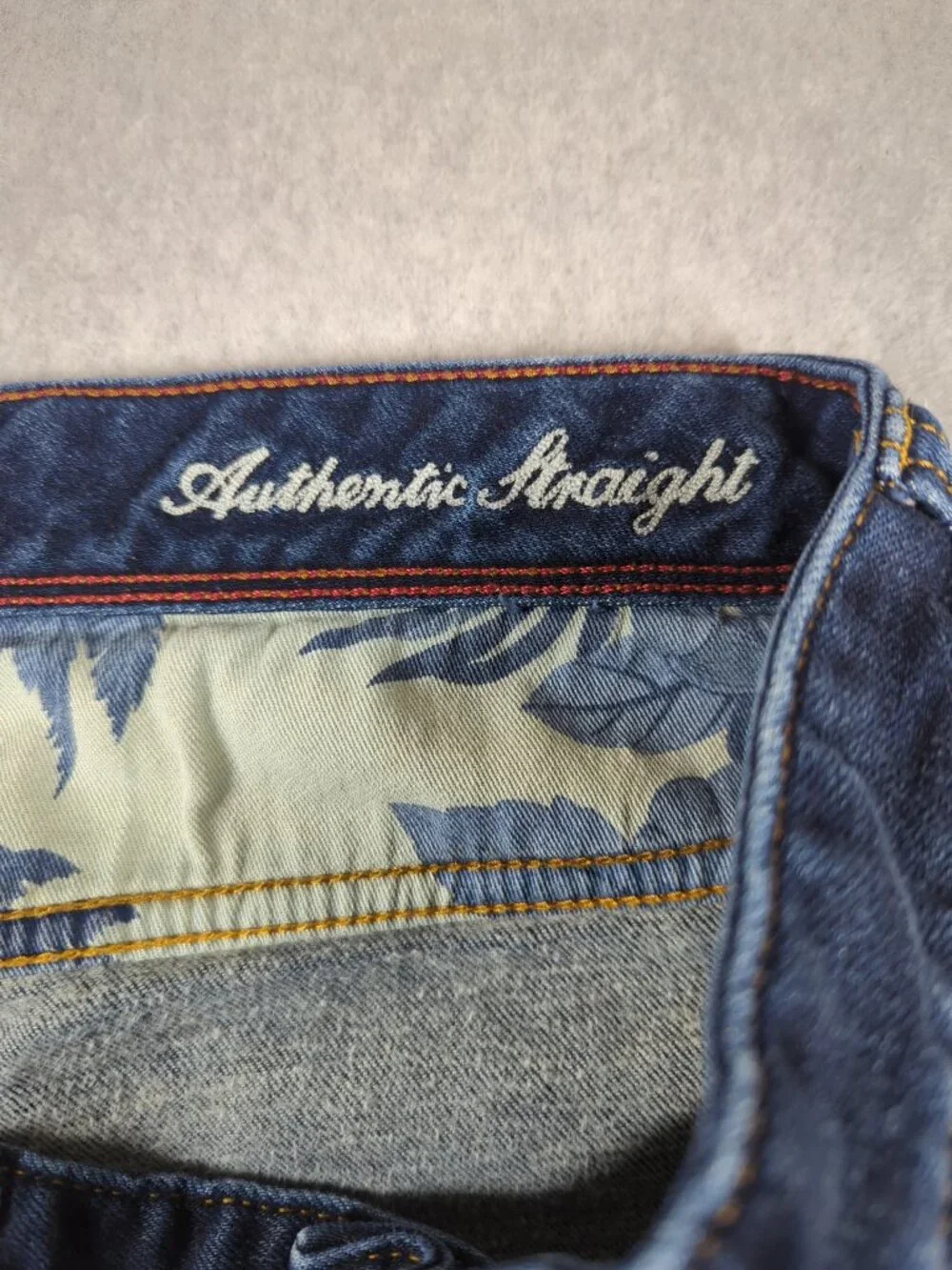 Tommy Bahama tommy bahama